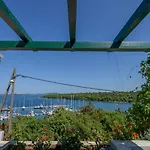 Nyaraló House Mirta