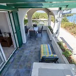House Mirta Nyaraló *