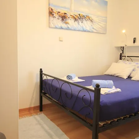Nyaraló House Mirta Veli Rat