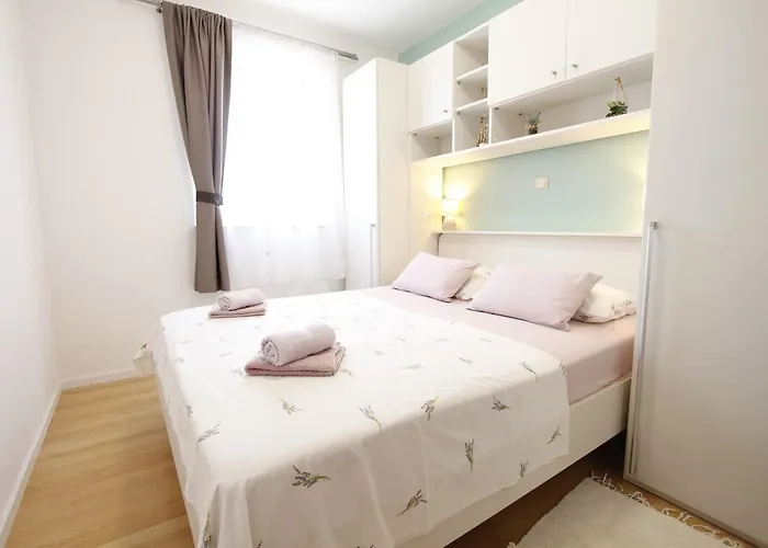 House Mirta 펜션 *